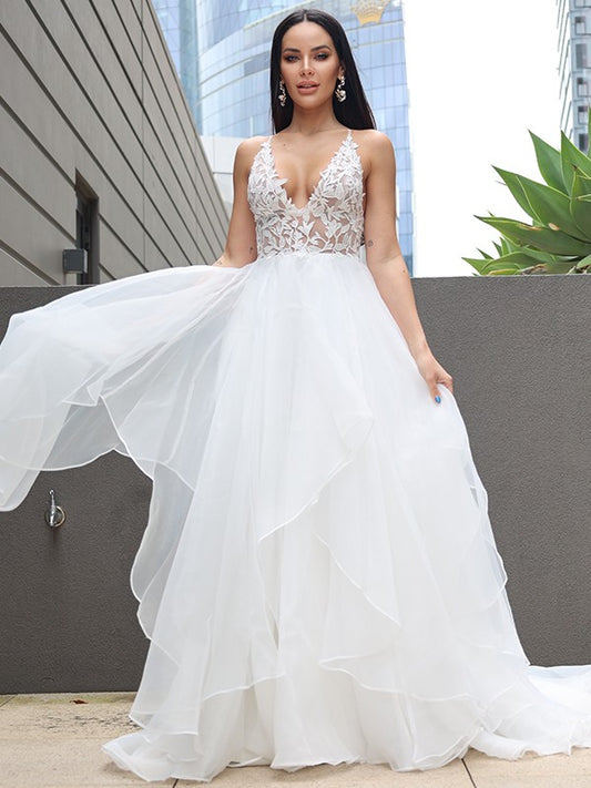 Elegant Princess Style Lace Ruffle Edge V-neck Sleeveless Sweeper/Brush Tail Wedding Dress