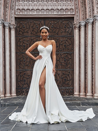 A-shaped elegant princess style elastic pleated ruffled edge sleeveless sweetheart court trailing wedding dress