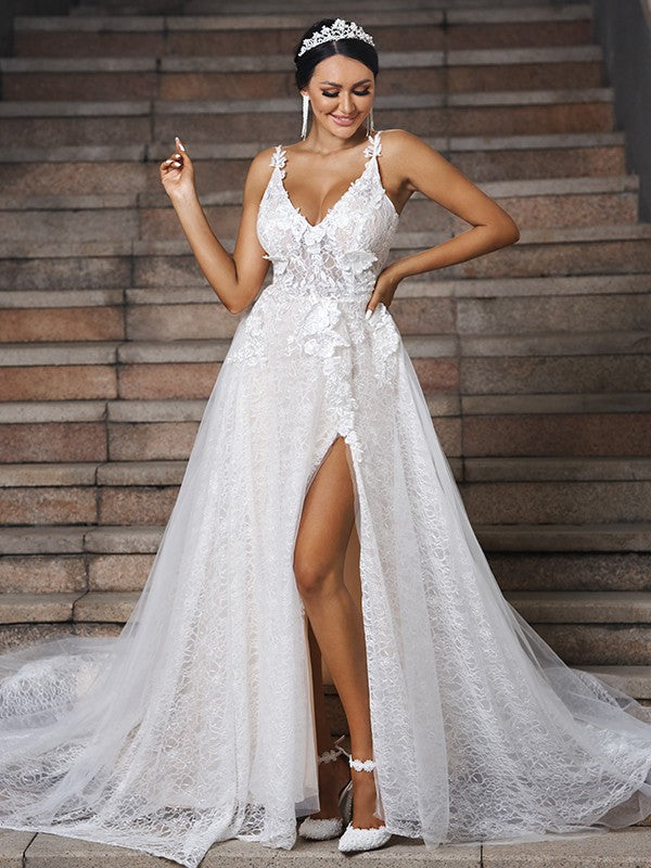 A-shaped Princess Lace Applique V-neck Sleeveless Brush Tail Wedding Dress