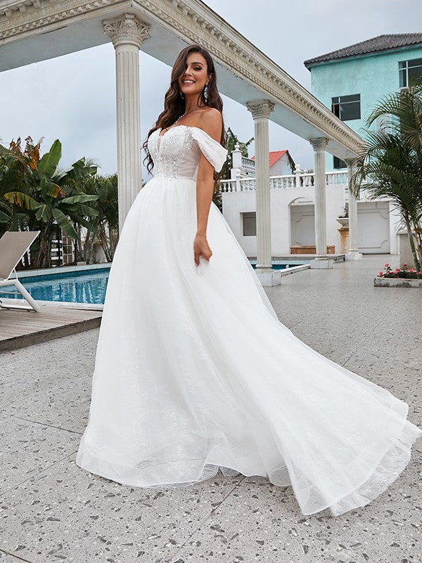 A-shaped Elegant Princess Lace Applique Off the Shoulder Sleeveless Sweeping Floor Tail Wedding Dress