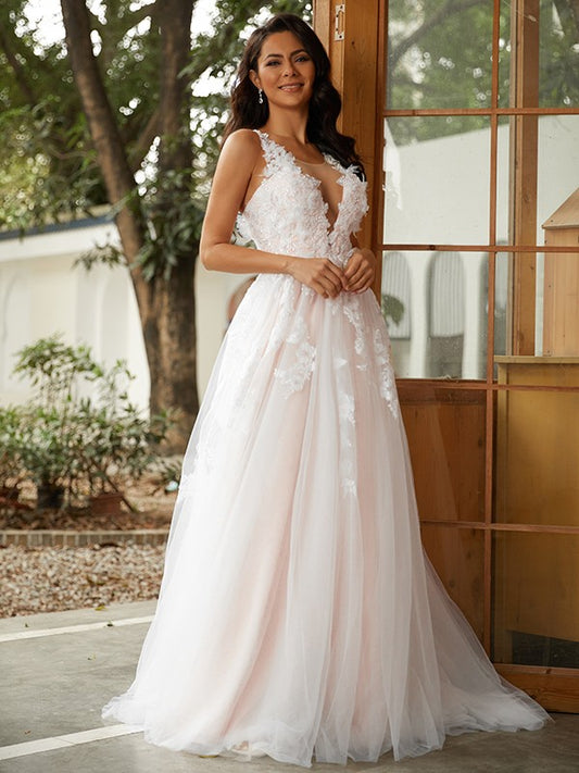A-shaped princess style chiffon sticker low round sleeveless sweeping brush tail wedding dress
