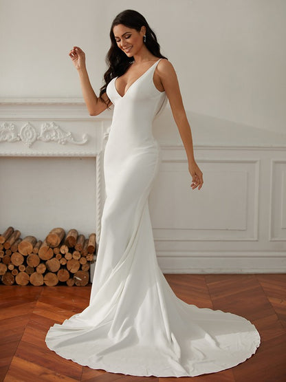 Slim fit straight tube elastic crepe V-neck sleeveless palace tail wedding dress