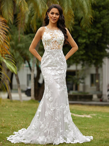 Hollow column lace spoon shaped sleeveless large hem strapless wedding dress