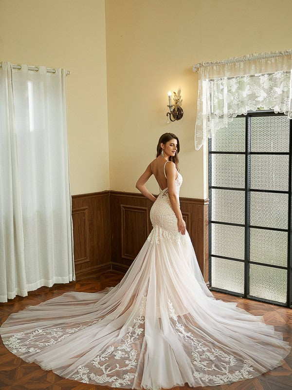Loudspeaker Fishtail Elegant Tulle Lace V-neck Sleeveless Cathedral Tail Wedding Dress