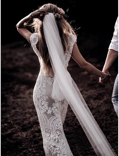 Beach Bohemian style wedding dress, mermaid horn, V-neck, cover sleeve, palace drag tail, lace bride dress with stickers