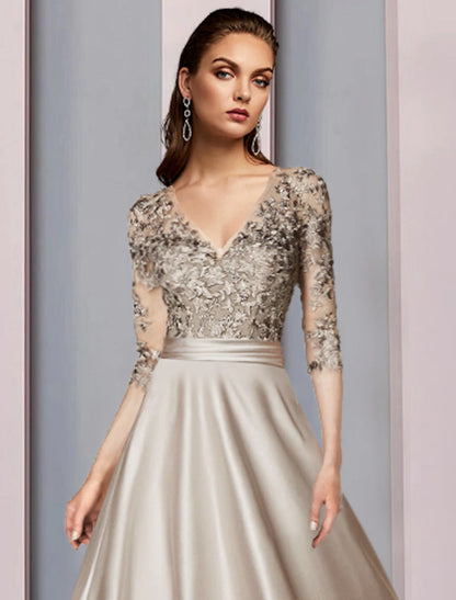 A-shaped Bride Mom Dress Wedding Guests are dignified with V-neck tea long satin lace half sleeve pleated stickers