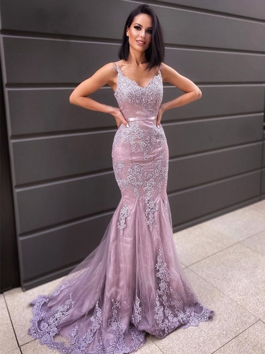 Loudspeaked Mermaid Sleeveless Sweeping Collar Applique Thin Veil V-neck Dress