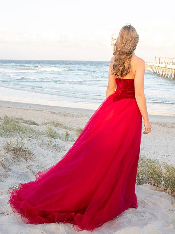 Elegant red sheer sleeveless court party formal ball dress