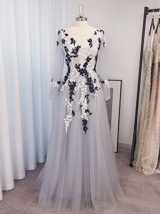 Princess sheer decal sexy V-neck long sleeved floor dress
