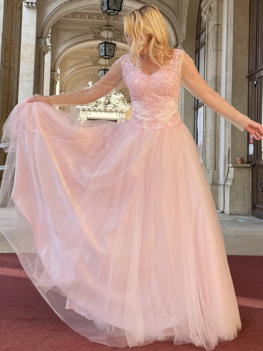 A-line Sweet Princess Tulle Applique V-neck Long Sleeve Floor Dress