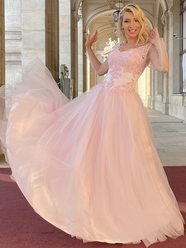 A-line Sweet Princess Tulle Applique V-neck Long Sleeve Floor Dress