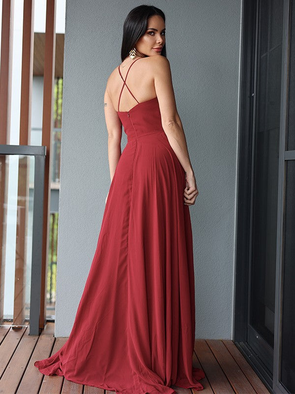 A-line princess chiffon ruffled V-neck sleeveless sexy strapless dress