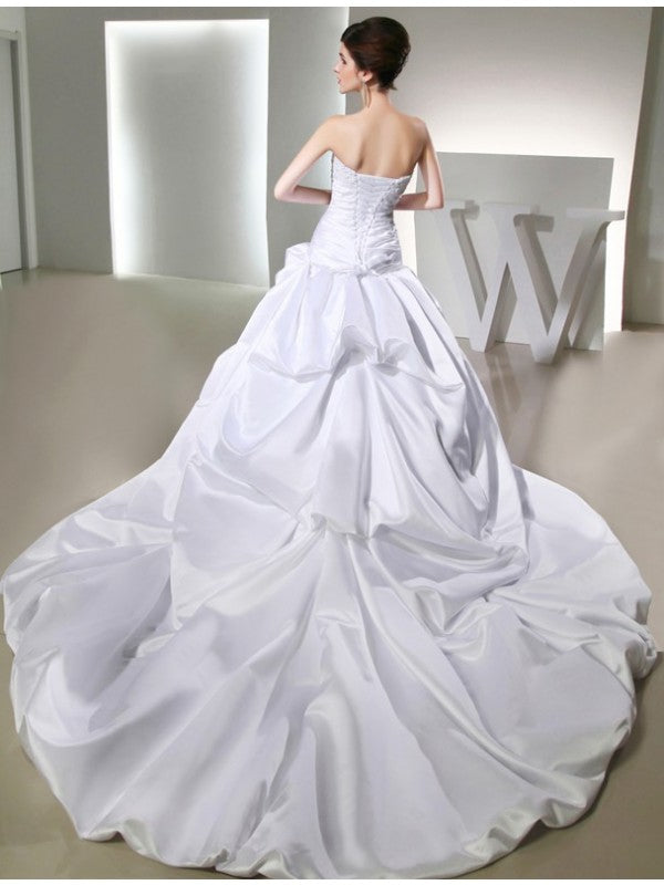 Beaded long satin sleeveless formal wedding dress