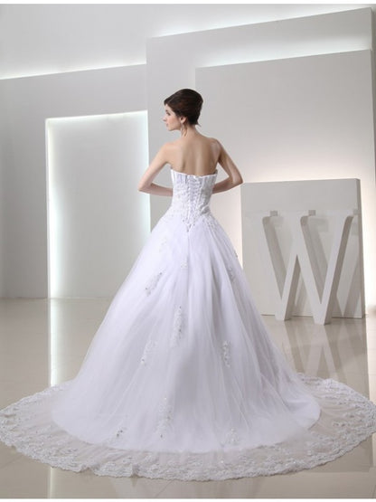 Elegant beaded sleeveless satin decal formal wedding dress