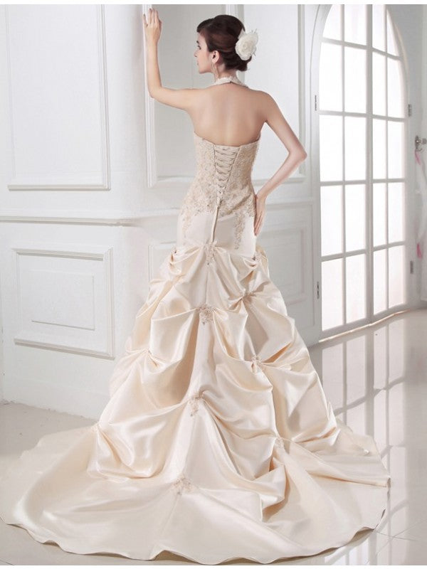 Loudspeaked Mermaid Beaded Halter Sleeveless Satin Wedding Dress