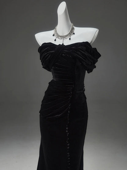 Elegant Gothic Black Velvet Evening Gown  Off-Shoulder Ruched Evening Dress with Corset