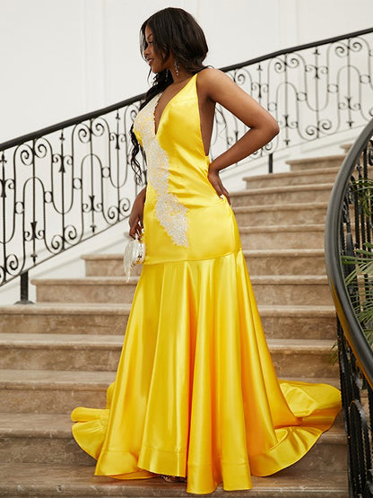Horn shaped mermaid shaped elastic woven satin inlaid V-neck sleeveless train skirt