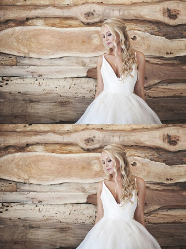 Elegant Princess Sleeveless V-neck Italian Noodle Lace up Palace Dress Thin Gauze Wedding Dress