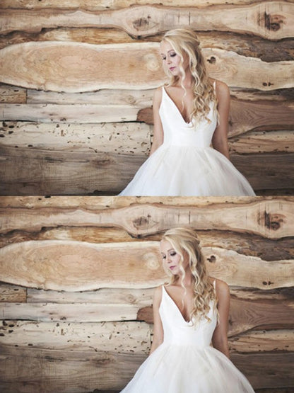 Elegant Princess Sleeveless V-neck Italian Noodle Lace up Palace Dress Thin Gauze Wedding Dress