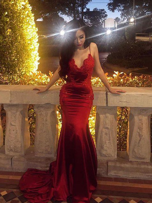 Sheath column sleeveless spaghetti strap with brushed inlaid silk satin dress