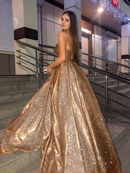 Elegant sleeveless sexy strapless dress