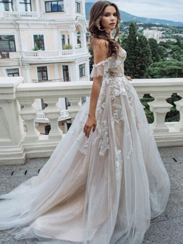 A-line Princess Lace Applique Sexy Off the Shoulder Sleeveless Sweeping Wedding Dress