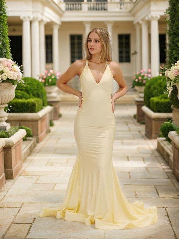 Pillar knitted V-neck sleeveless brush style skirt