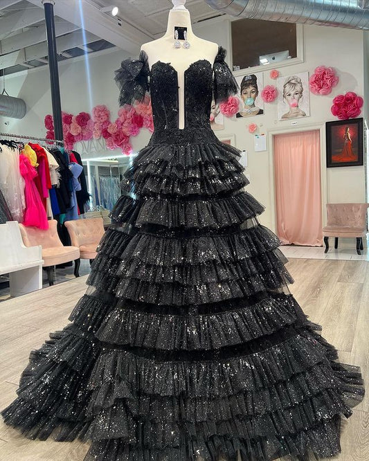 Sexy and elegant strapless sheer layered long ball dress