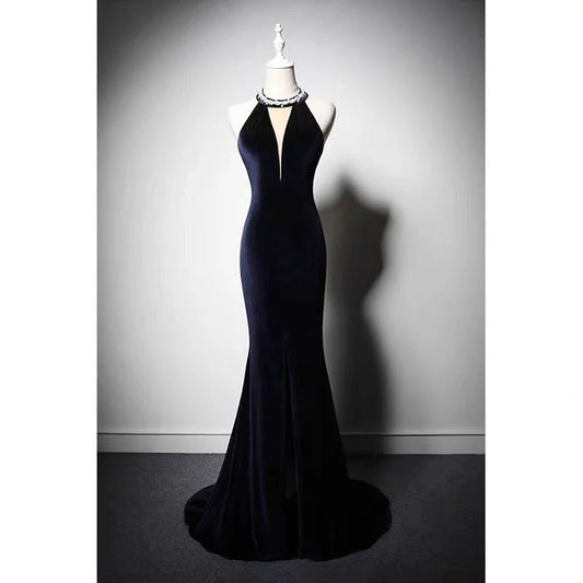 Sapphire Velvet Backless V-neck Mermaid Evening Gown With Crystal Chain Back